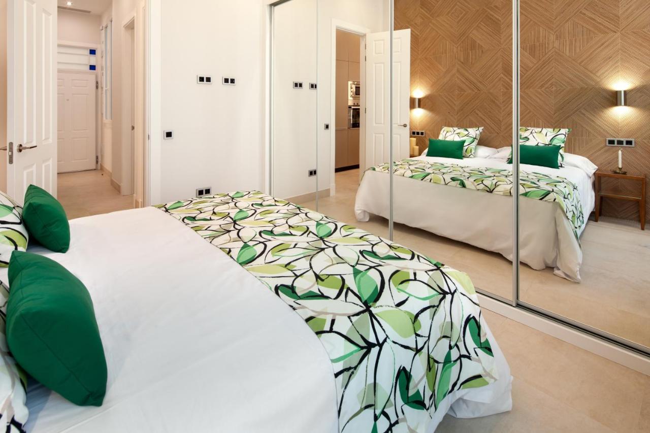 Inmalaga Santos Suites 2 Eksteriør billede